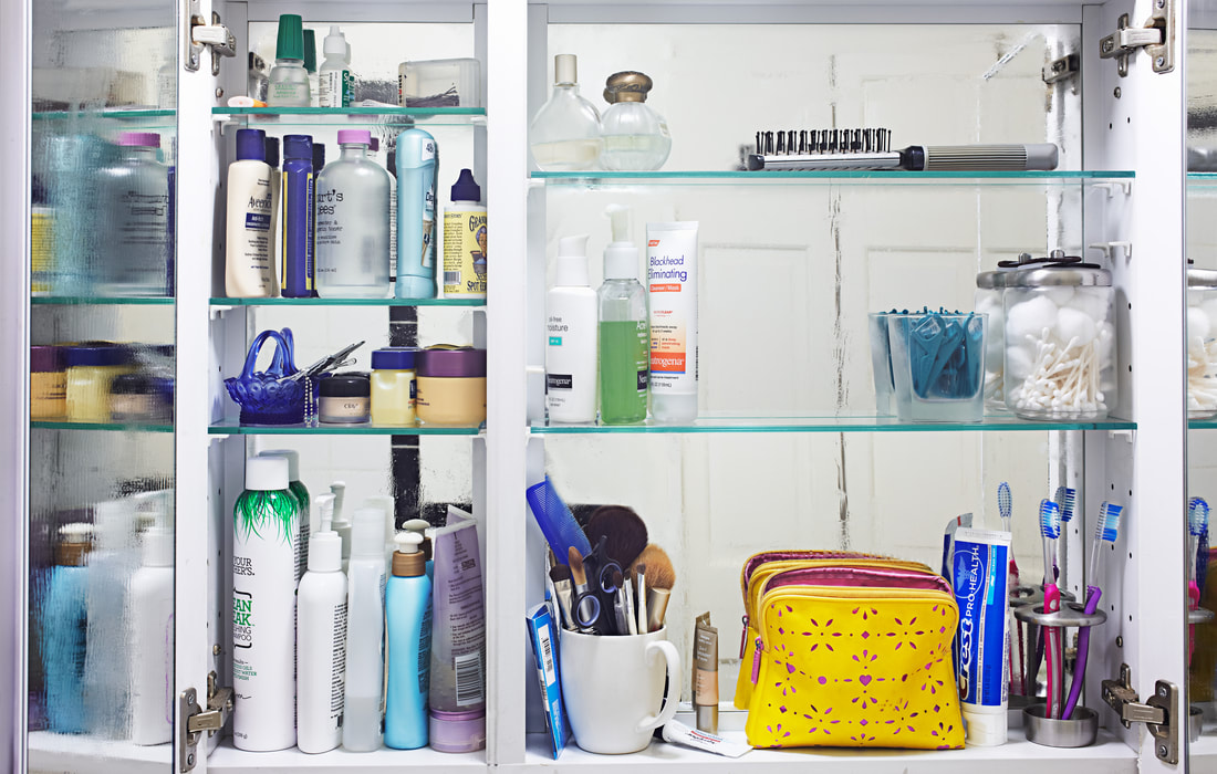 An organized medicine cabinet is the result of a quick decluttering win that makes this space easier and less frustrating to use.